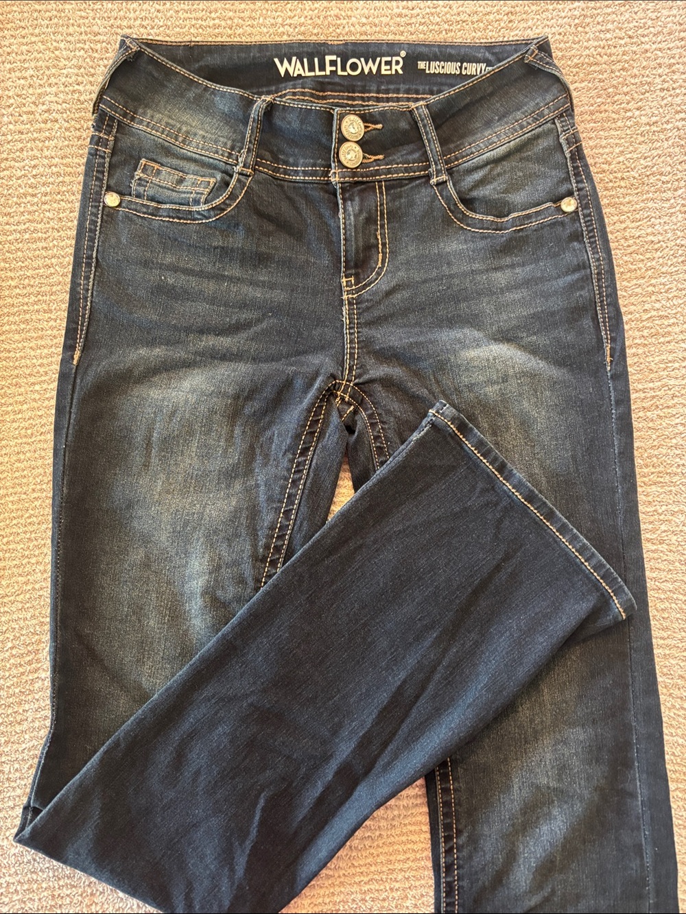 Wallflower Luscious Curvy Insta Stretch Mid Rise Bling Bootcut Jeans EUC Sz 0